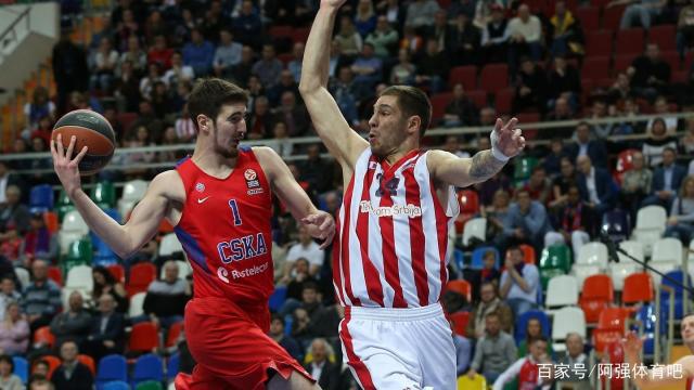 C罗前队友：C罗能踢到100岁！不喜欢梅西就不喜欢足球！（C罗昔日队友：他能踢到百岁！不爱梅西就不懂足球）