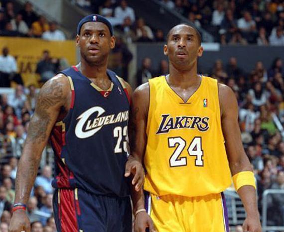 每体：皇马会等阿隆索到圣诞节后，看他能否重新掌控更衣室（每体：皇马将把评估阿隆索推迟到圣诞节后，观望其能否重掌更衣室）