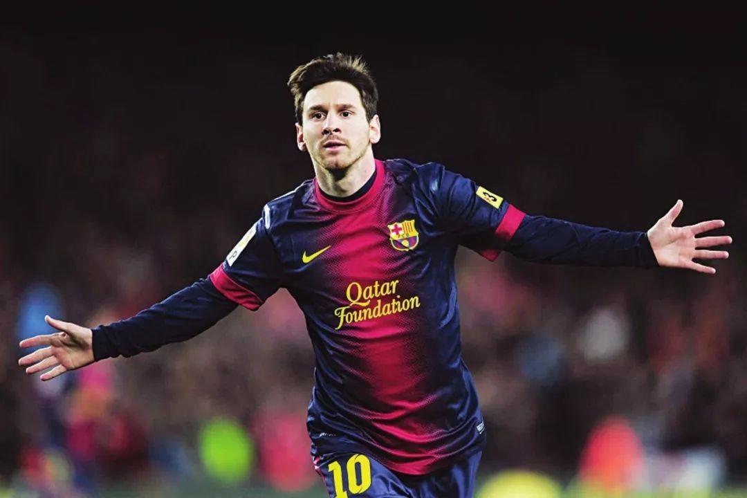 斯洛特：外界的议论影响了萨拉赫的情绪，每个人都会犯错（斯洛特：舆论干扰影响了萨拉赫情绪，谁都会有失误）