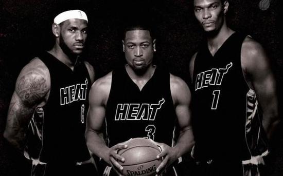 凌晨4点欧冠超级对决！阿隆索命运之战：输球或下课 8人缺席（欧冠凌晨4点巅峰对抗！阿隆索生死一役：若告负或下课，阵中8人缺阵）