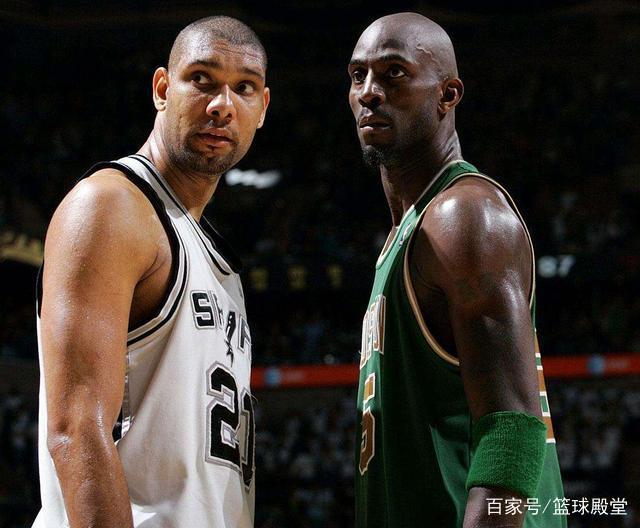 斯基拉：尤文将给伊尔迪兹500-550万年薪，加与欧冠挂钩奖金（斯基拉：尤文拟向伊尔迪兹提供500-550万年薪，含与欧冠挂钩的奖金）