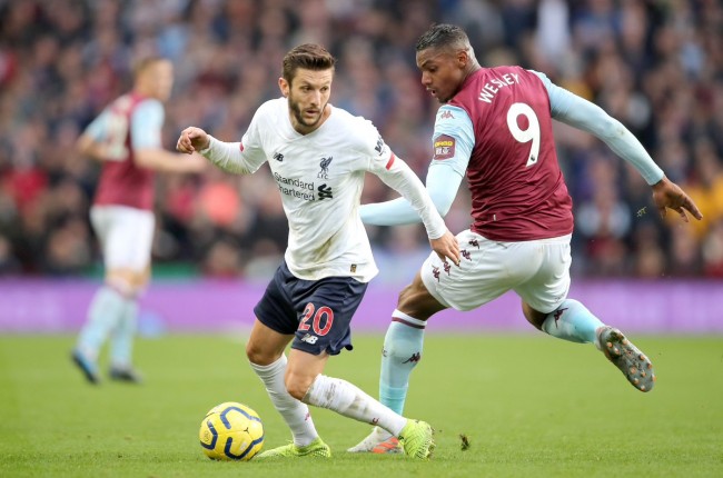 自意甲首秀以来代表同一球队参与超过100球，莱奥是同期第4人（莱奥自意甲首秀至今为同队参与进球破百，排名同期第4）