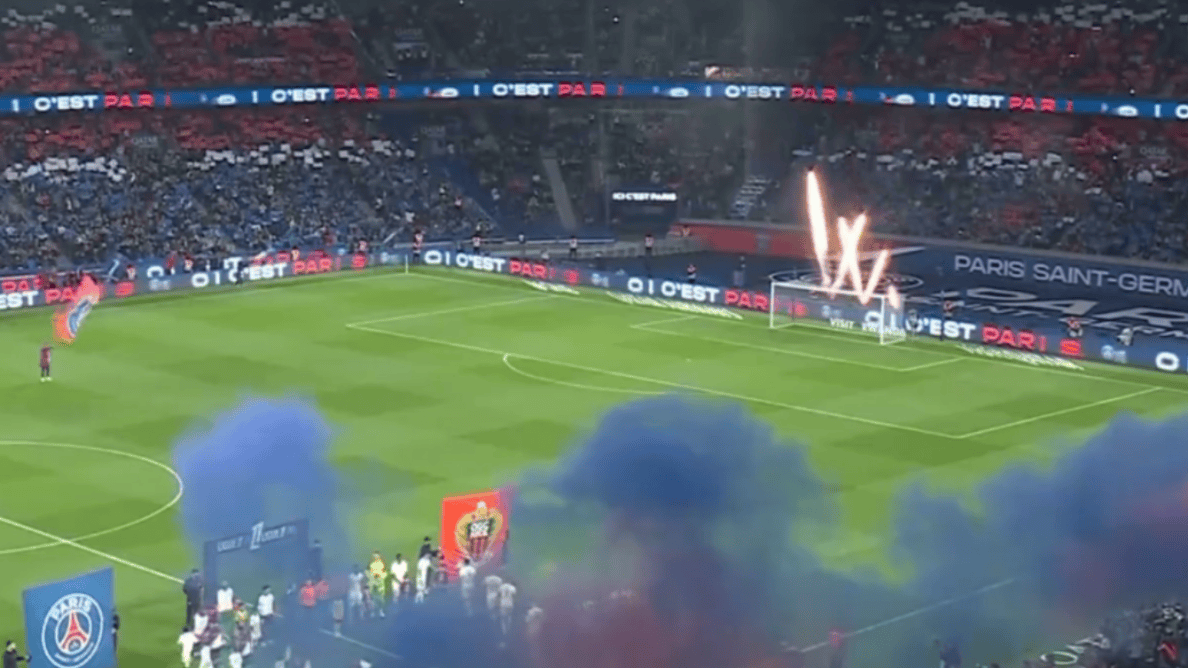 诺伊尔：没考虑重返德国队，希望活在当下和拜仁一起奋斗（诺伊尔：不考虑回归国家队，专注当下，与拜仁并肩作战）