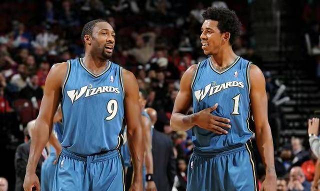 德罗西：热那亚主动向我发出邀约，现在渴望尽快拿到积分（德罗西称已获热那亚主动邀约，盼尽快抢分）