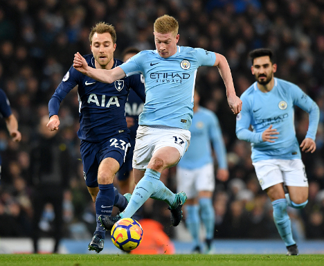 开小会？巴媒：安帅今日训练开始前和维尼修斯交谈了3分钟（巴媒：安切洛蒂训练前与维尼修斯单聊3分钟）