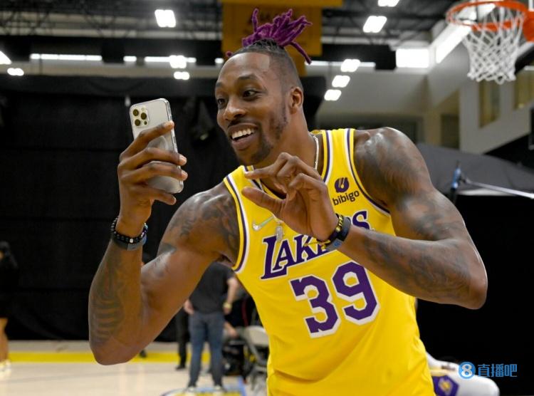 近10年欧冠场均进球榜：哈兰德1.02球第1，C罗第2，梅西第4（过去10年欧冠场均进球榜：哈兰德以1.02球领跑，C罗第二，梅西第四）