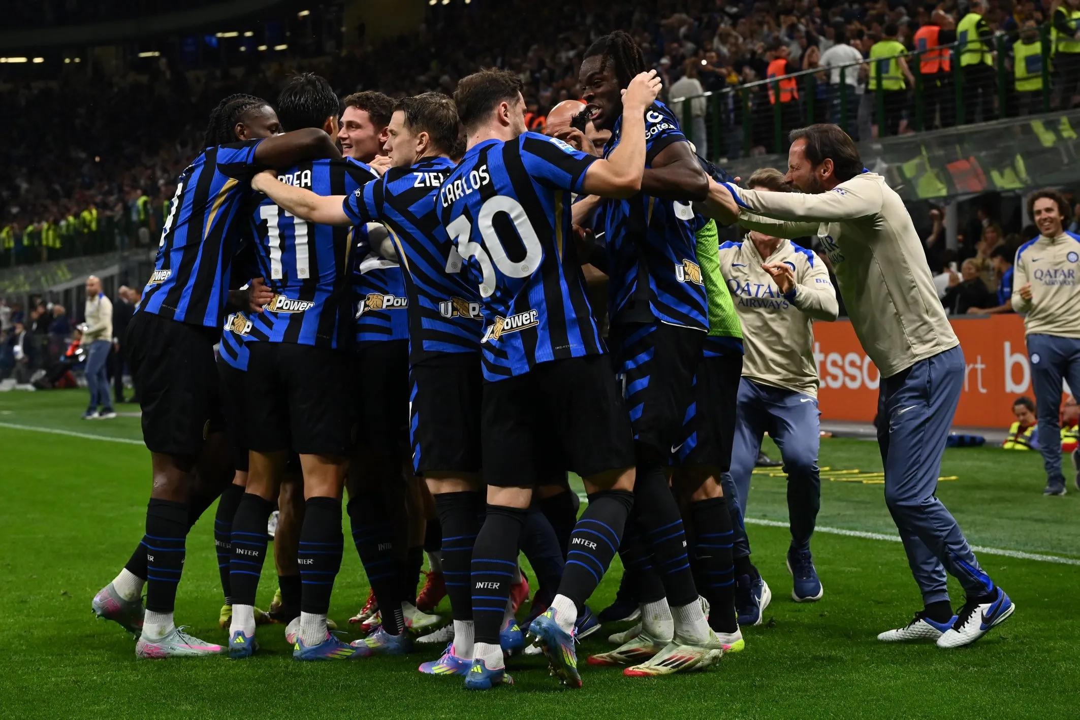 孔帕尼：逆转困境的精神很重要，迪亚斯总能在混乱中创造可能（孔帕尼：逆风翻盘靠精神，迪亚斯总能乱中生机）